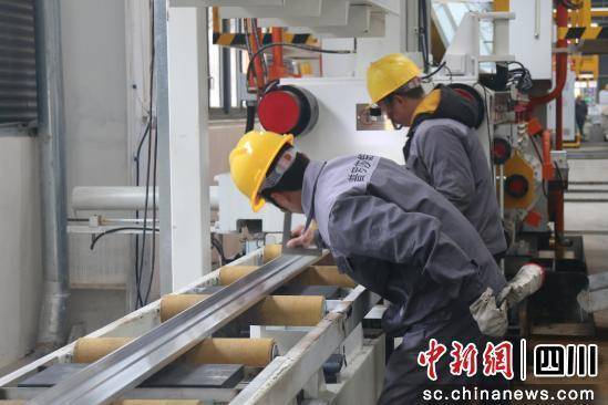 广元剑阁金剑工业园区企业奋力夺取“开门红”