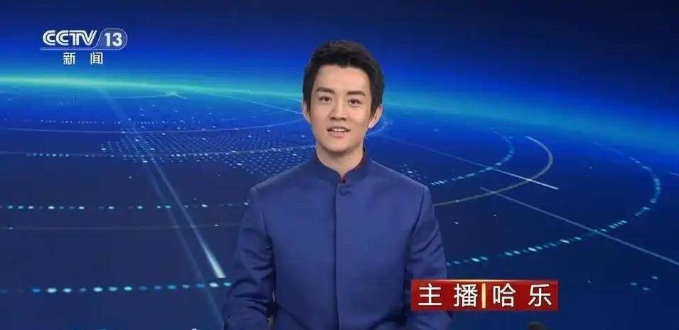 央视新闻频道两位年轻主持人备受瞩目，综合实力展现出极大潜力