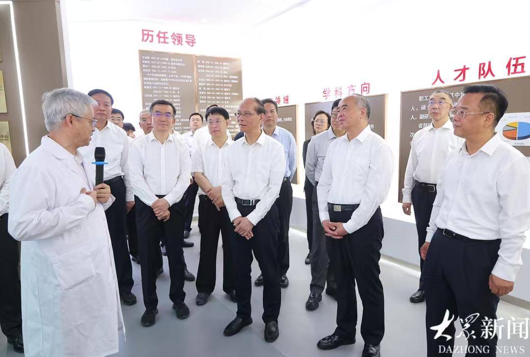 青海省党政代表团来山东考察