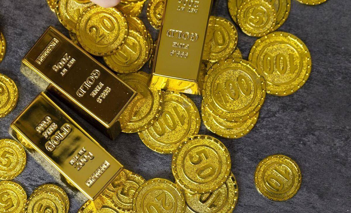 国际金价连续四天暴跌！板块指数同步下挫！黄金板块市场最新价格