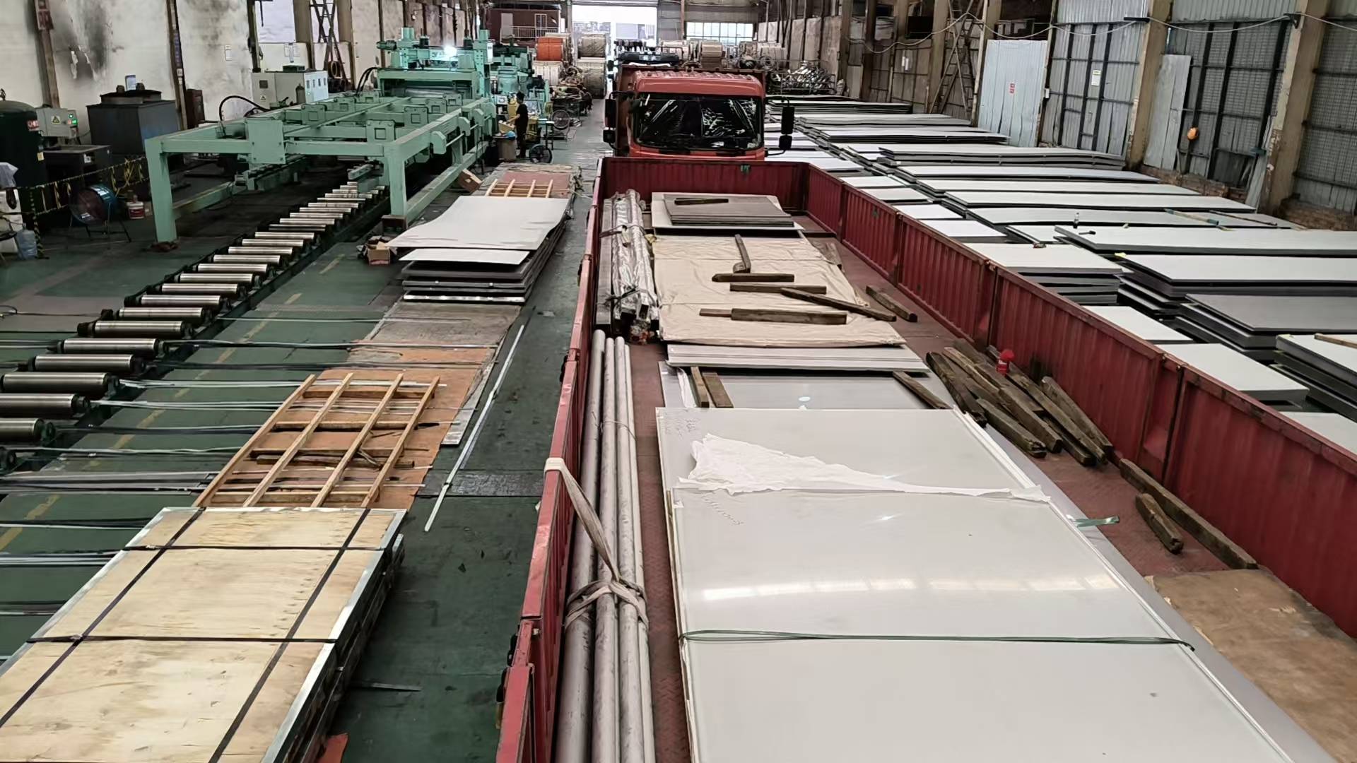 304不锈钢板和304不锈钢管价格表及伦镍走势图