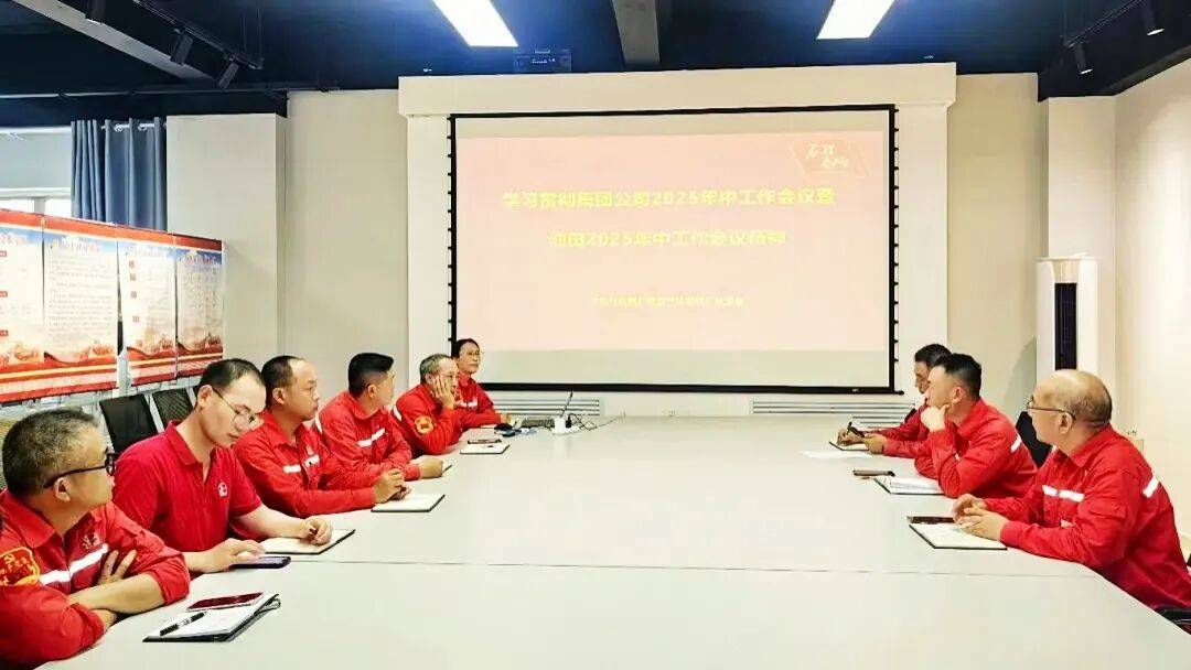 让“石理春风”吹遍中原油田每个角落