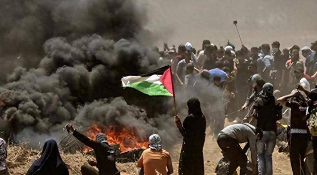 布伦特原油价格上涨至每桶67.05美元，地缘政治风险推高油价。