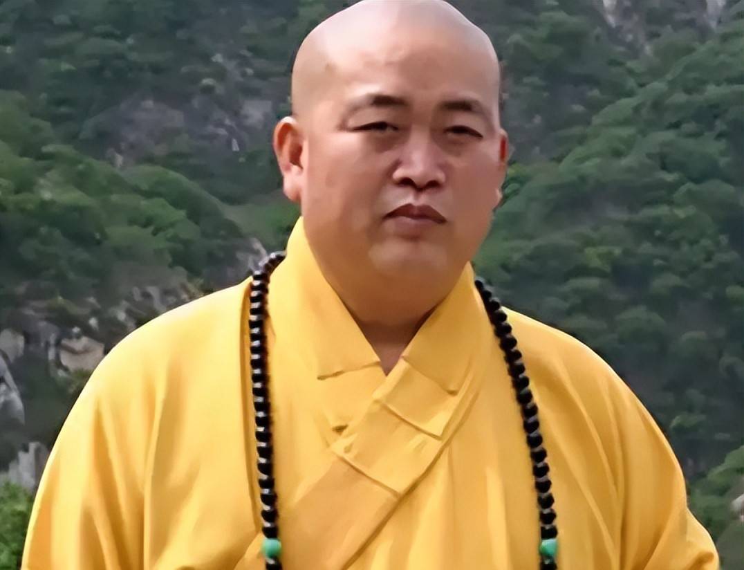 释永信毁灭性事件引发剧烈反响，王宝强前妻马蓉旧事重现