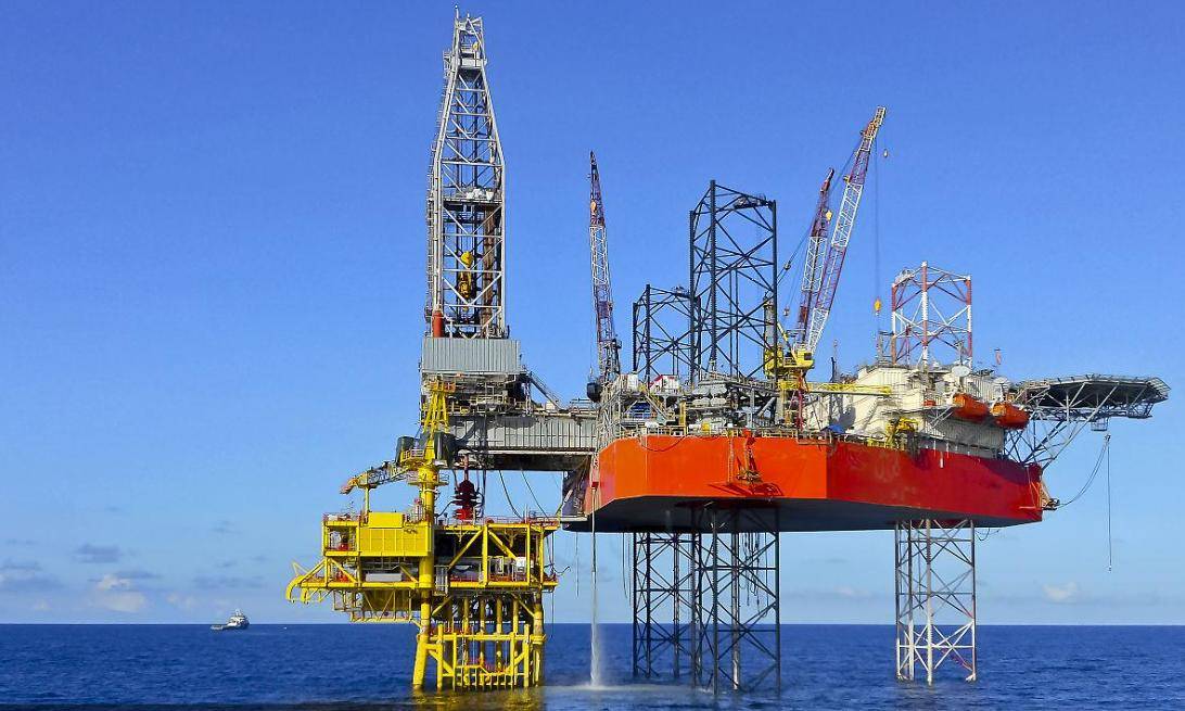 油价调整最新消息,涨跌幅度实时更新,出行成本全面解析